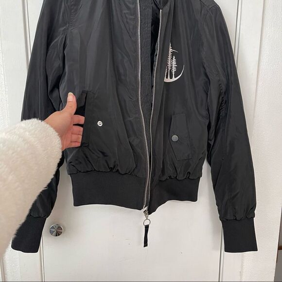 Be Cool Los Angeles black bomber jacket - Picture 3 of 8